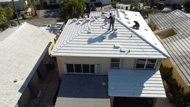 Top Florida Roofing logo