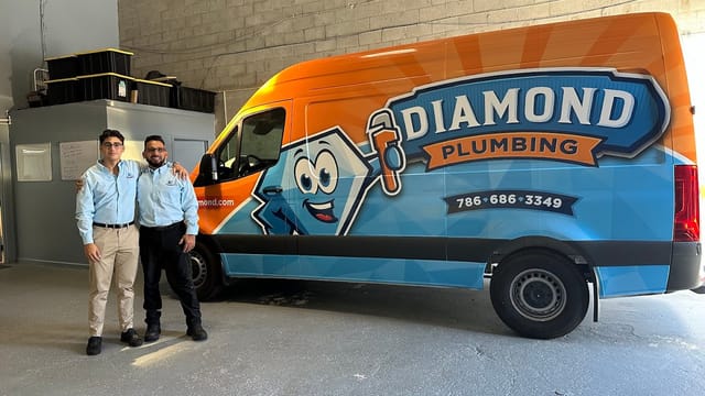 Diamond Plumbing logo